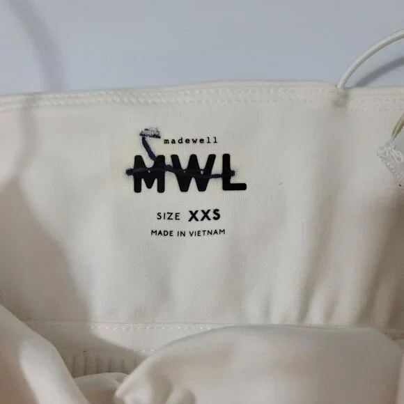 Free People Madewell Crop Tops Lot of 2 Sz XS/XXS in Metallic Black & Off White - Picture 8 of 16